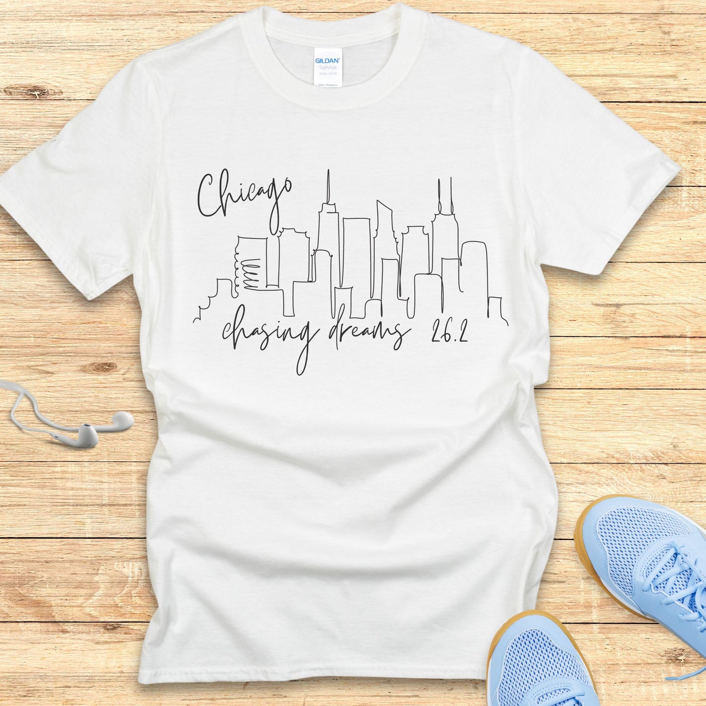 Empowering Running T-Shirt for Women Shirt Chicago 26.2 chasing Dreams