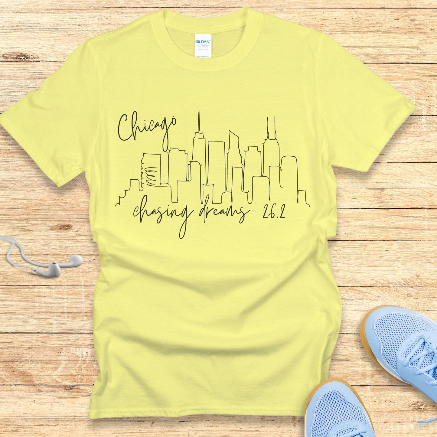 Empowering Running T-Shirt for Women Shirt Chicago 26.2 chasing Dreams