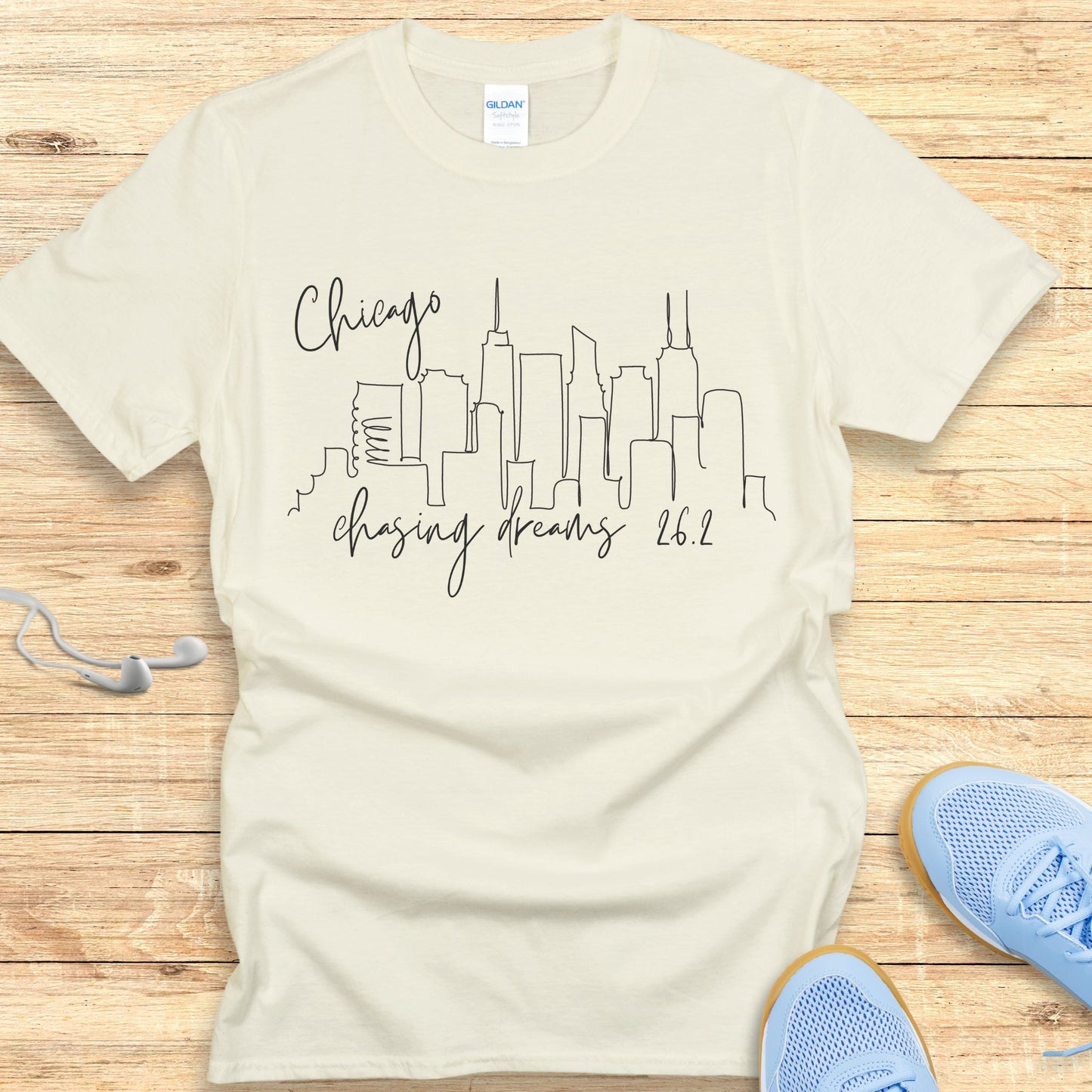 Empowering Running T-Shirt for Women Shirt Chicago 26.2 chasing Dreams