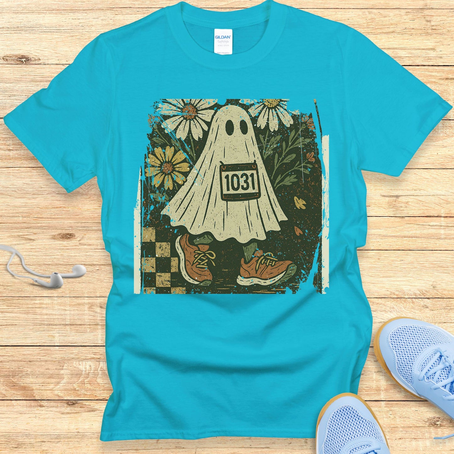 Cute Women's Halloween Running Shirt - Boo T-shirt